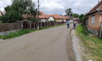 Lucrări de consolidare la un drum județean din Cluj. Urmează și asfaltul