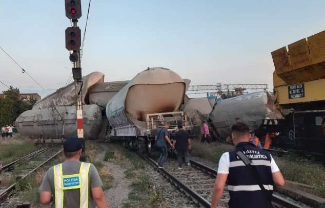 Accident feroviar: Cursa Cluj-Mangalia spre Litoralul Mării Negre a fost deviată. Aproape două ore întârziere