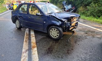 Grav accident de circulaţie pe DN1 în Cluj. Doi minori şi un adult au fost transportaţi la spital cu elicopterul SMURD