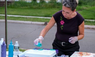 Clujenii, invitați la o demonstrație de artă fluidă