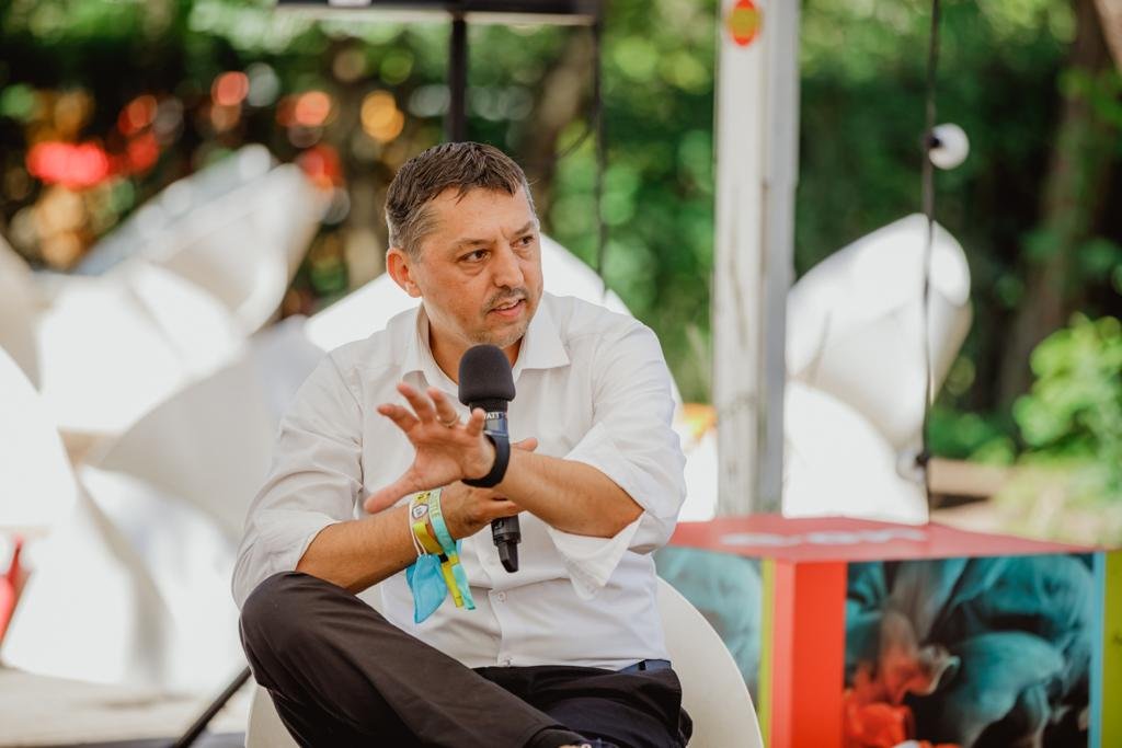 Daniel David, la Electric Castle: „Revenirea la concerte și la evenimente ajută starea psihică a oamenilor după pandemie”
