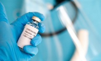 Cum va fi administrată a treia doză de vaccin în România? Categoria de persoane EXCLUSĂ