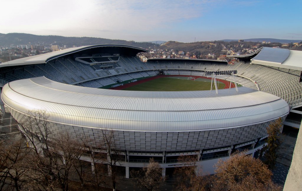 Cât plăteşte UNTOLD pentru închirierea Cluj Arena. Gazonul va fi înlocuit integral după festival