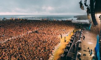 5.000 de cazuri COVID după un festival de muzică