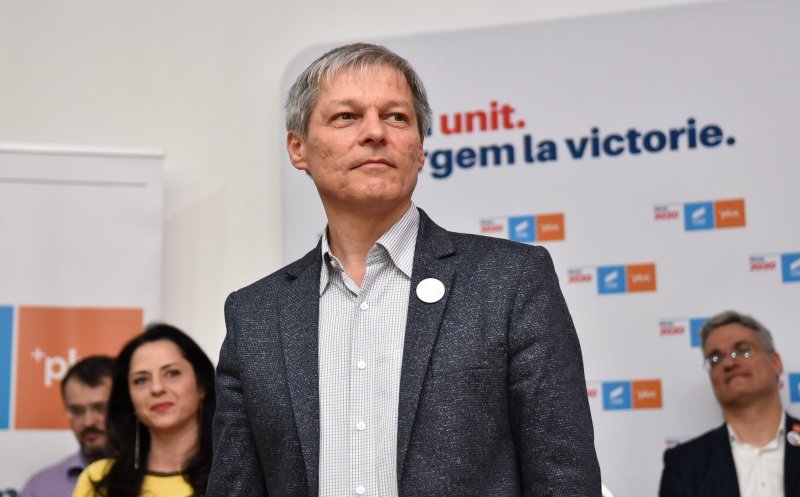 Dacian Cioloș, pentru șefia USR-PLUS: „Nu ieşim de la guvernare. O să muriţi cu noi de gât” / Liderul PLUS Cluj, în echipa europarlamentarului