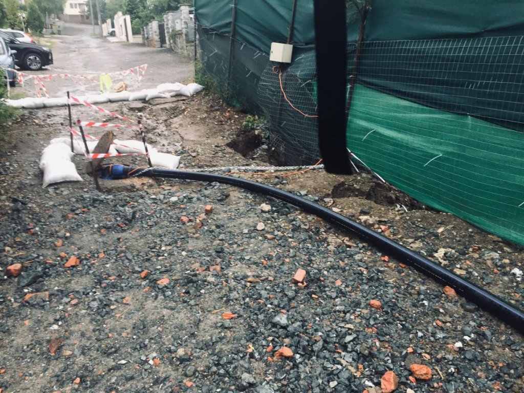 Amenzi de 100.000 lei și două plângeri penale pentru constructorul de pe Victor Papilian. CJSU, convocat marţi