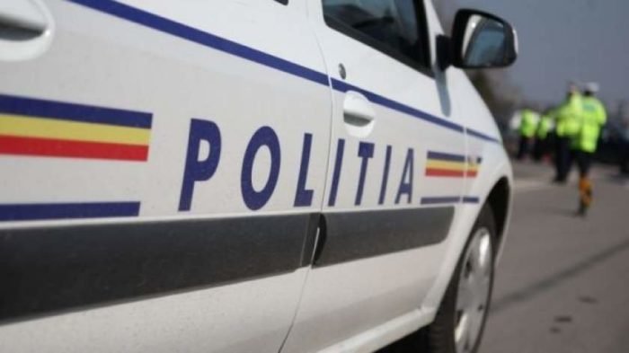 Accident Cluj: Bărbat în scaun cu rotile, lovit de o mașină de gunoi