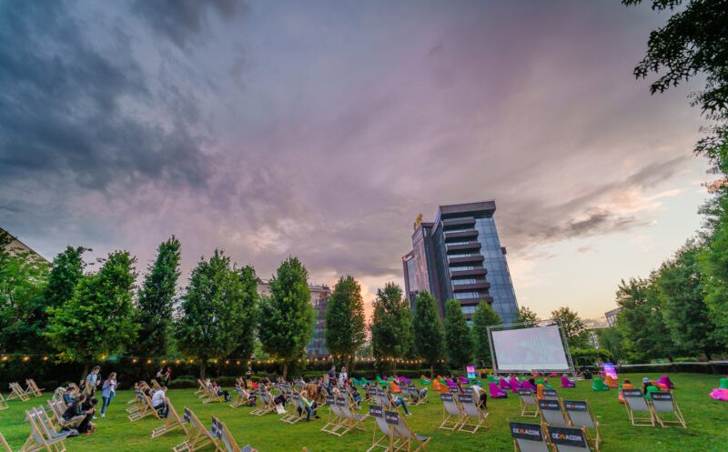 Iulius Mall Cluj ți-a pregătit un weekend efervescent: film, „Wedding Days” și premii la cumpărături