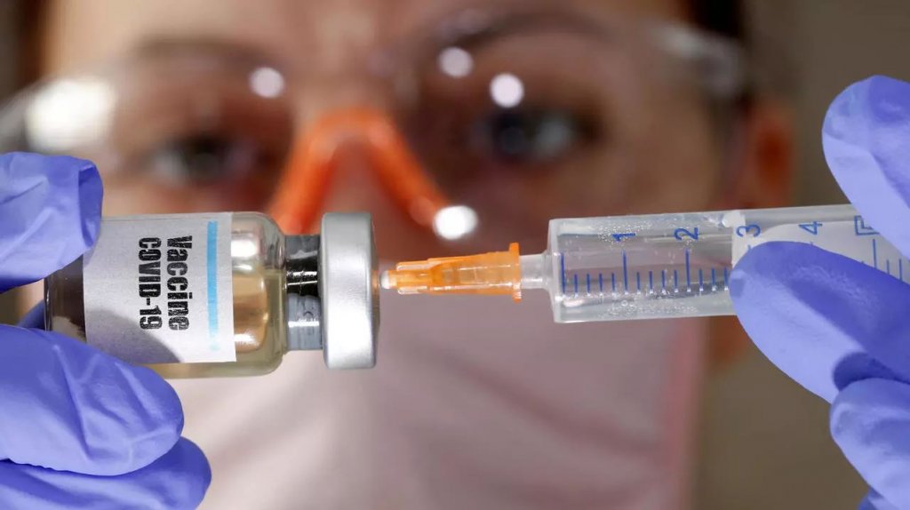 Care vaccin anti-COVID este mai eficient împotriva variantei Delta