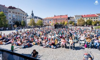 Spectacole, concert, ateliere și păpuși, în ultima zi de WonderPuck, în centrul Clujului