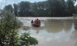 Bărbat găsit mort într-un lac din Cluj