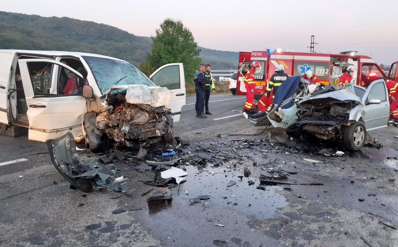 Doi MORŢI într-un grav accident de circulaţie, în această dimineaţă la Cluj