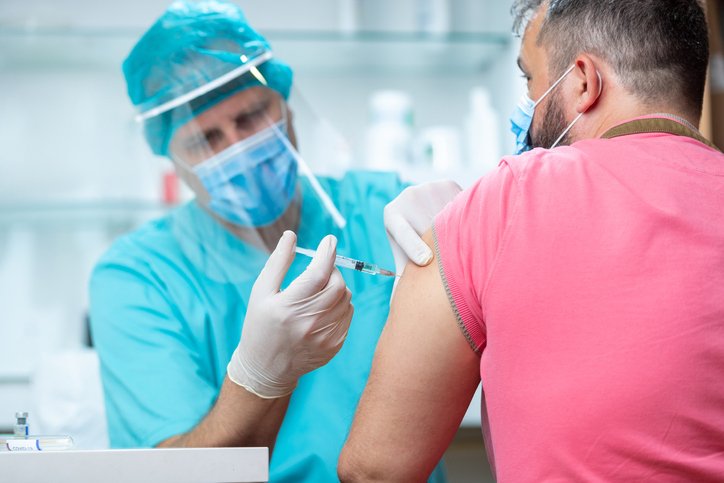 Loteria de vaccinare începe de la 1 octombrie: 19 extrageri cu premii de 15.000.000 lei