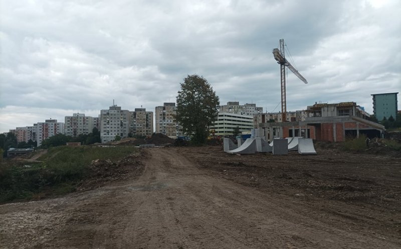 ''Dle Boc, respectați-vă angajamentele! Când e gata baza sportivă La Terenuri / Muncitorii au zis că prin 2023''