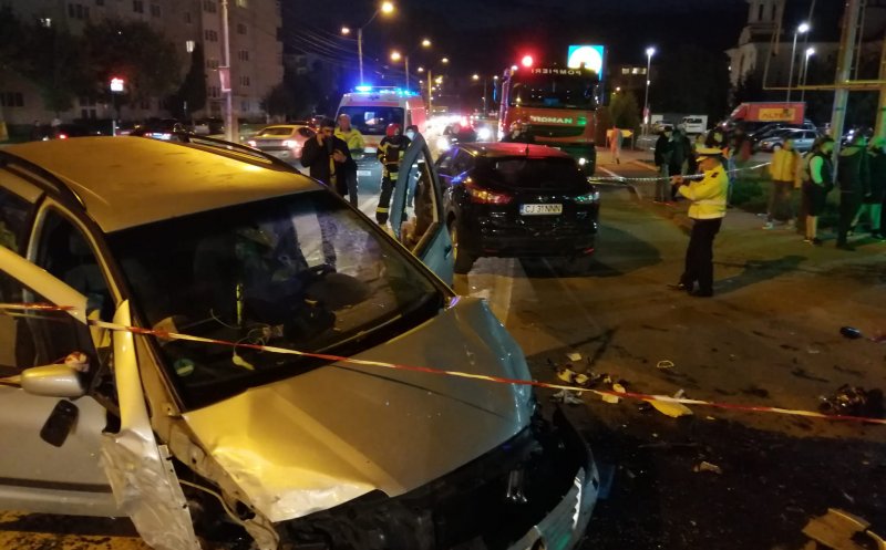 ACCIDENT în Cluj: A schimbat banda de circulaţie fără să se asigure şi a făcut praf 3 maşini
