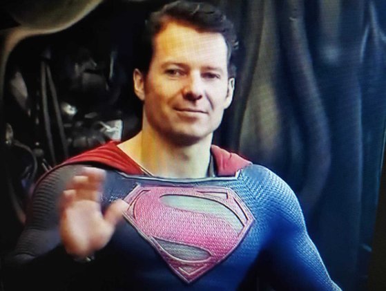 Florin Cîţu s-a comparat din nou cu Superman, după ce a câştigat şefia PNL