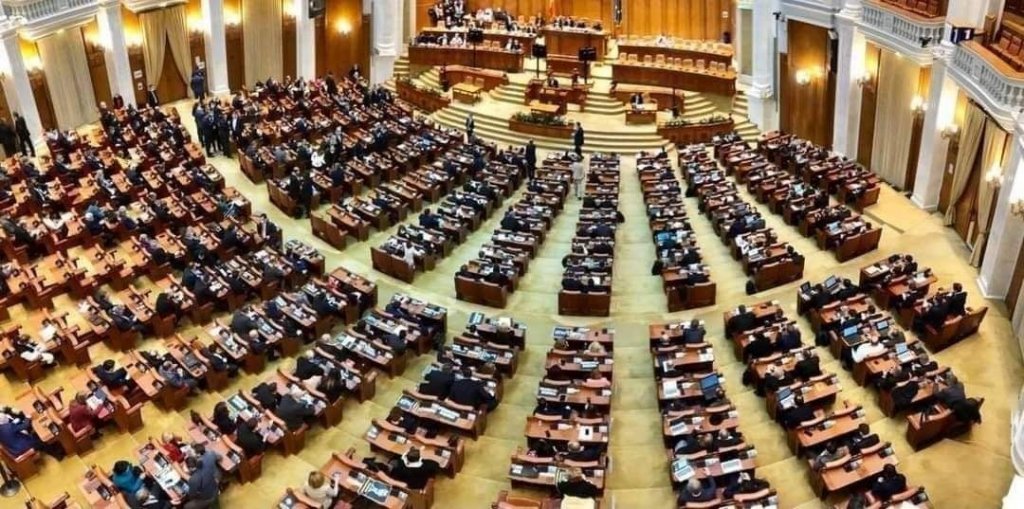 Lider PSD: „Cei 157 de parlamentari social-democrați vor vota moțiunea de cenzură la vedere”