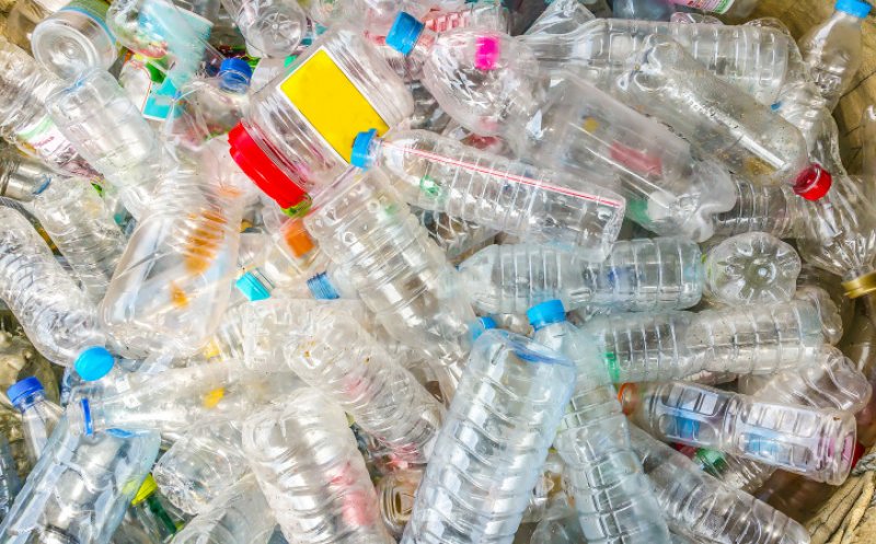 50 de bani pentru fiecare ambalaj reutilizabil returnat: sticlă, plastic şi metal. UNDE?