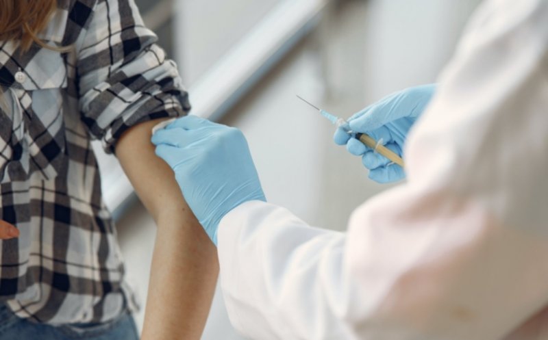 Clujul are cel puțin 300.000 de persoane vaccinate cu prima doză/ Peste 3.000 de imunizări ieri