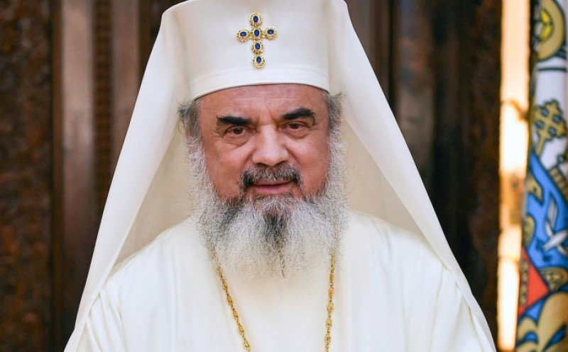 Patriarhul Daniel îndeamnă credincioşii "să sporească rugăciunea pentru sănătate" și să "asculte îndemnurile medicilor"