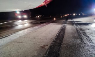 Aeroportul din Cluj este momentan ÎNCHIS/ Peste 100 de pasageri au fost evacuați în urma incendiului