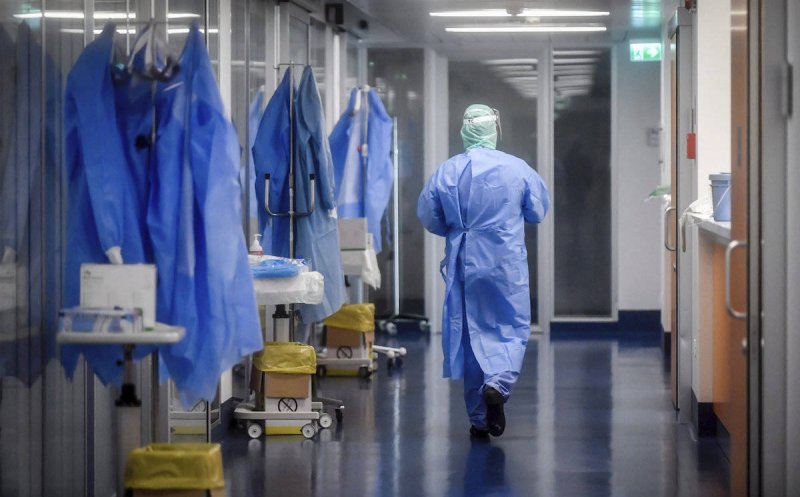 Două tinere de 19 și 20 de ani, nevaccinate, au murit de COVID/ Zeci de copii în stare gravă la ATI