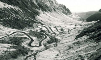 Polei și zăpadă pe Transfăgărășan. De astăzi se închide circulația