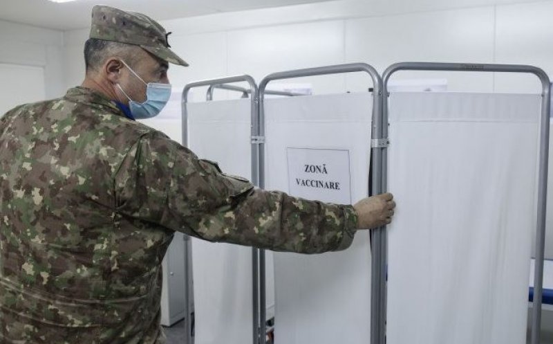 Program prelungit la vaccinări la Spitalul Militar din Cluj/ Sute de clujeni imunizați în cele două zile de maraton