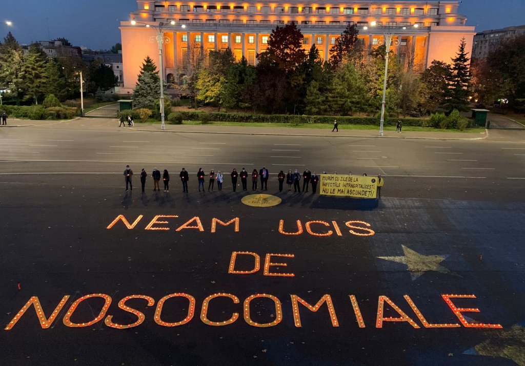 6 ani de la tragedia din Colectiv. Slujbă de pomenire și protest în Capitală