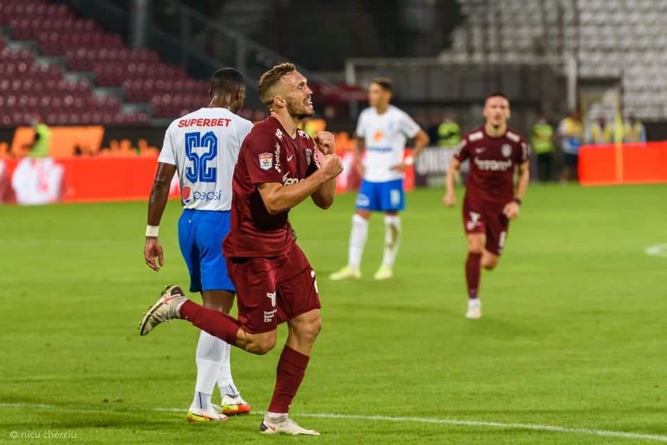 Marea împăcare din Gruia. Dan Petrescu l-a reprimit pe Debeljuh la antrenamente