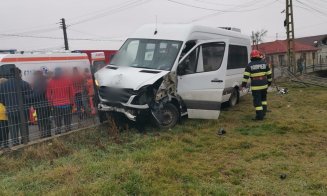 Accident bizar între Cluj și Gherla. Șoferul ar putea fi băut sau drogat