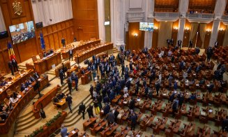 Parlamentul s-a întrunit pentru învestirea Guvernului Ciucă. De câte voturi are nevoie