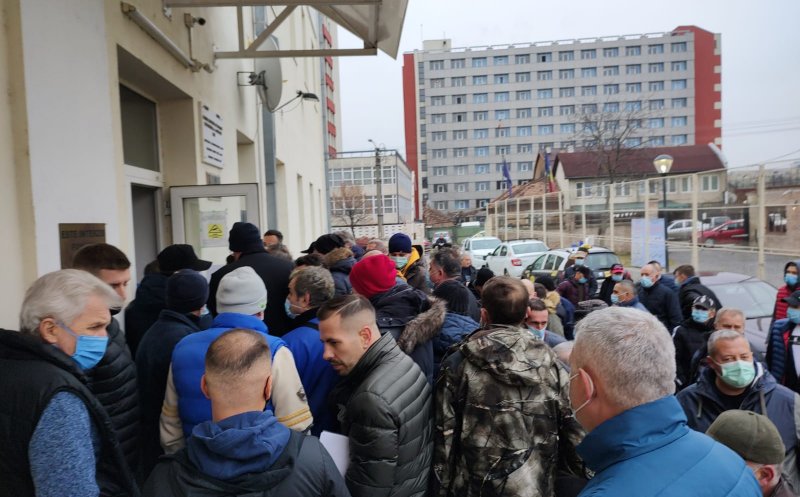 Îmbulzeală maximă la ARR Cluj: "Stăm şi așteptăm, dar nu se întâmplă nimic"