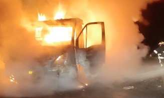Incendiu pe centura Vâlcele- Apahida: O autoutilitară a luat foc