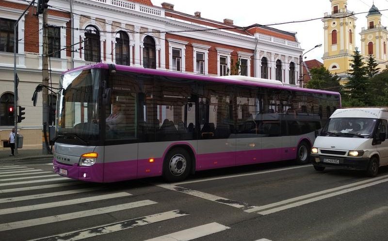 Bani din bugetul de stat pentru burse, transportul elevilor și asistență socială. Boc: „Am rezolvat o parte din problemele restante”