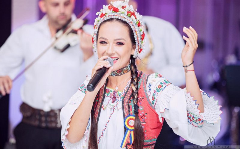 Clujeanca Vlăduța Lupău a anulat un concert din Londra. Mii de români, revoltați în online: ”Dați țepe”