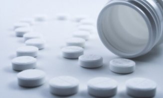 Ibuprofen vs. Paracetamol: Cu ce tratăm infecția cu tulpina Omicron
