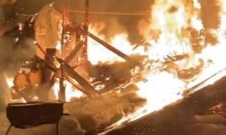 Incendiu puternic în Mărișel. Un bărbat a murit