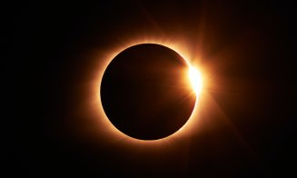 Fenomenele astronomice ale anului 2022. Ce schimbări ne aduc eclipsele de soare și de lună