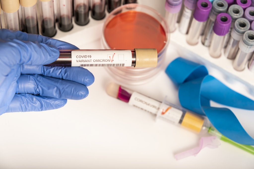 INSP confirmă: OMICRON se transmite comunitar în România. Clujul, pe lista focarelor
