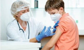 Începe vaccinarea copiilor între 5 și 11 ani