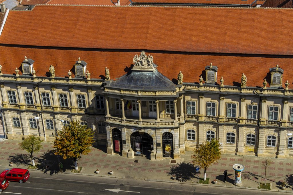 Numele moştenitorului Palatului Bánffy din centrul Clujului, legat şi de dosarul recuperării tezaurului României de la Moscova întocmit de Antonescu