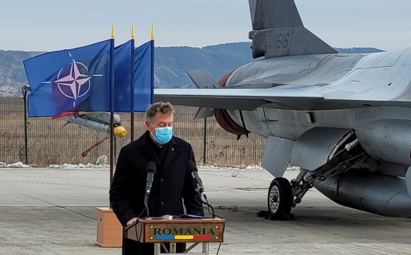 Președintele Klaus Iohannis a ajuns la Baza Aeriană de la Câmpia Turzii