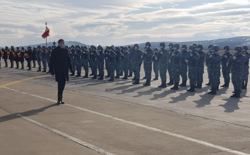 Ce a făcut președintele Iohannis la Baza Aeriană din Câmpia Turzii: „Sunt foarte mulțumit de ce am găsit aici”