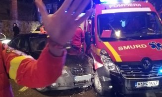 ACCIDENT în Cluj-Napoca. Şoferul SMURD care nu purta mască a încercat să oprească filmarea unui martor ocular