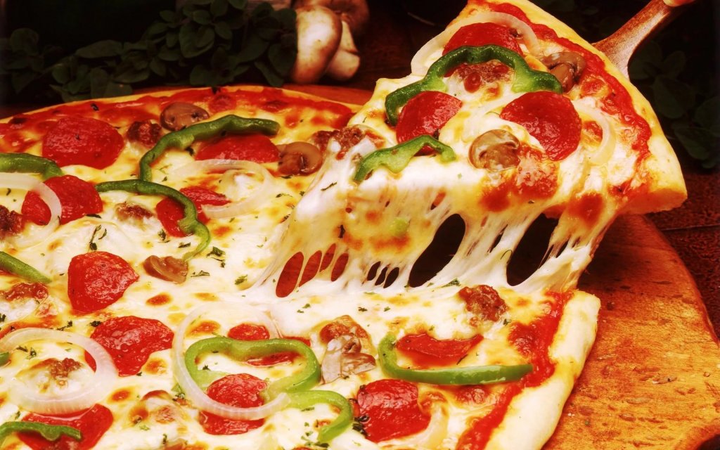 "It's today, my favorite day!": Ziua PIZZA, sărbătorită în 9 februarie