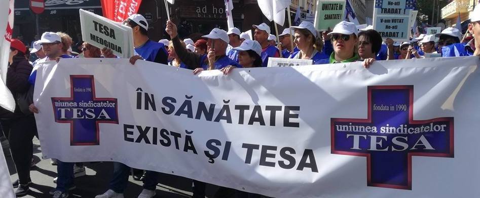 Personalul TESA din sănătate acuză Consiliul Județean Cluj de discriminare. Cer și ei bani mai mulți
