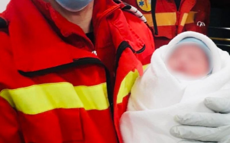 A născut în SMURD! Mama și copila au ajuns sănătoase la spital la Cluj-Napoca