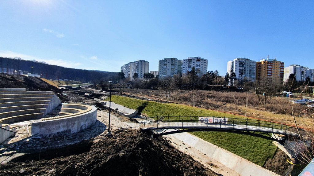 Imagini NOI de pe șantierul bazei sportive „La Terenuri”