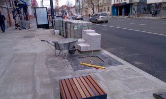 IMAGINI de pe şantierul 21 Decembrie: Mobilier stradal cu mufe USB, cişmea, internet, panouri publicitare şi refugii mai mari pentru călători